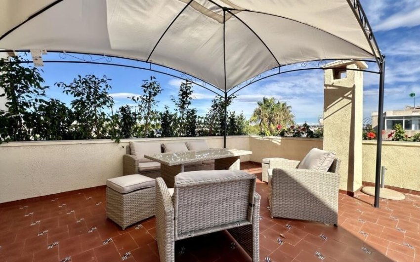 Resale - Apartment -
Torrevieja - Punta Prima