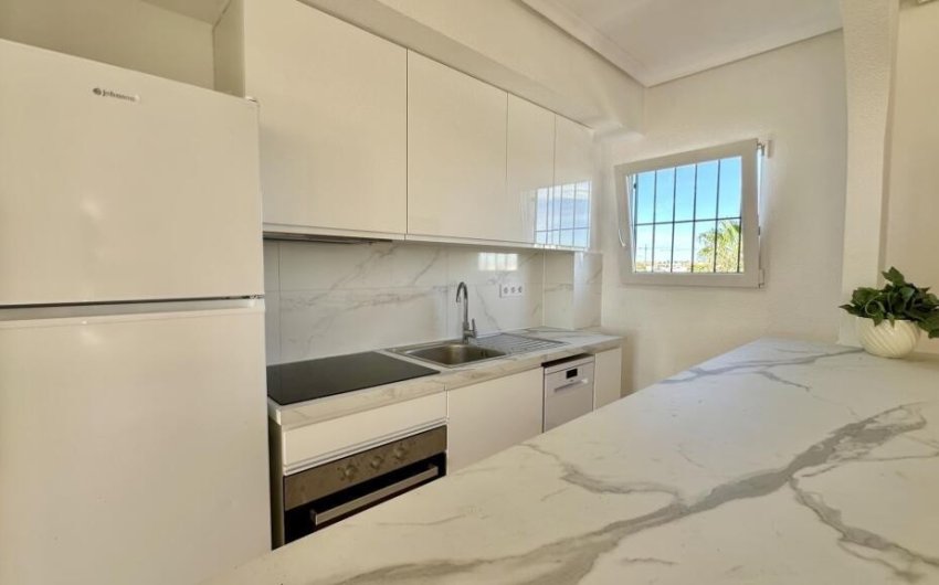 Resale - Apartment -
Torrevieja - Punta Prima