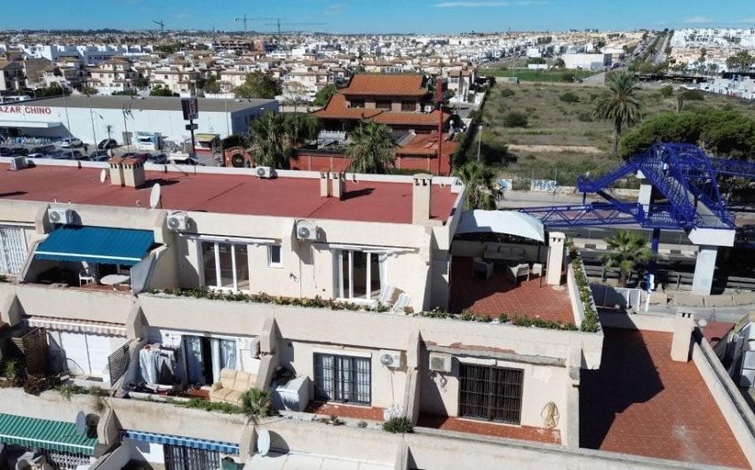 Resale - Apartment -
Torrevieja - Punta Prima