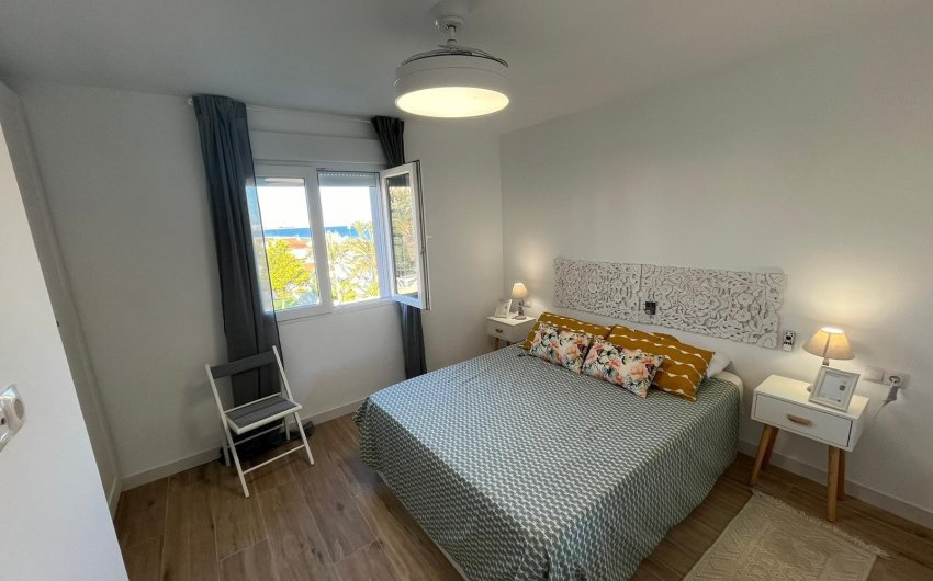 Resale - Apartment -
Torrevieja - Punta Prima