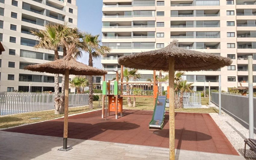 Resale - Apartment -
Torrevieja - Punta Prima