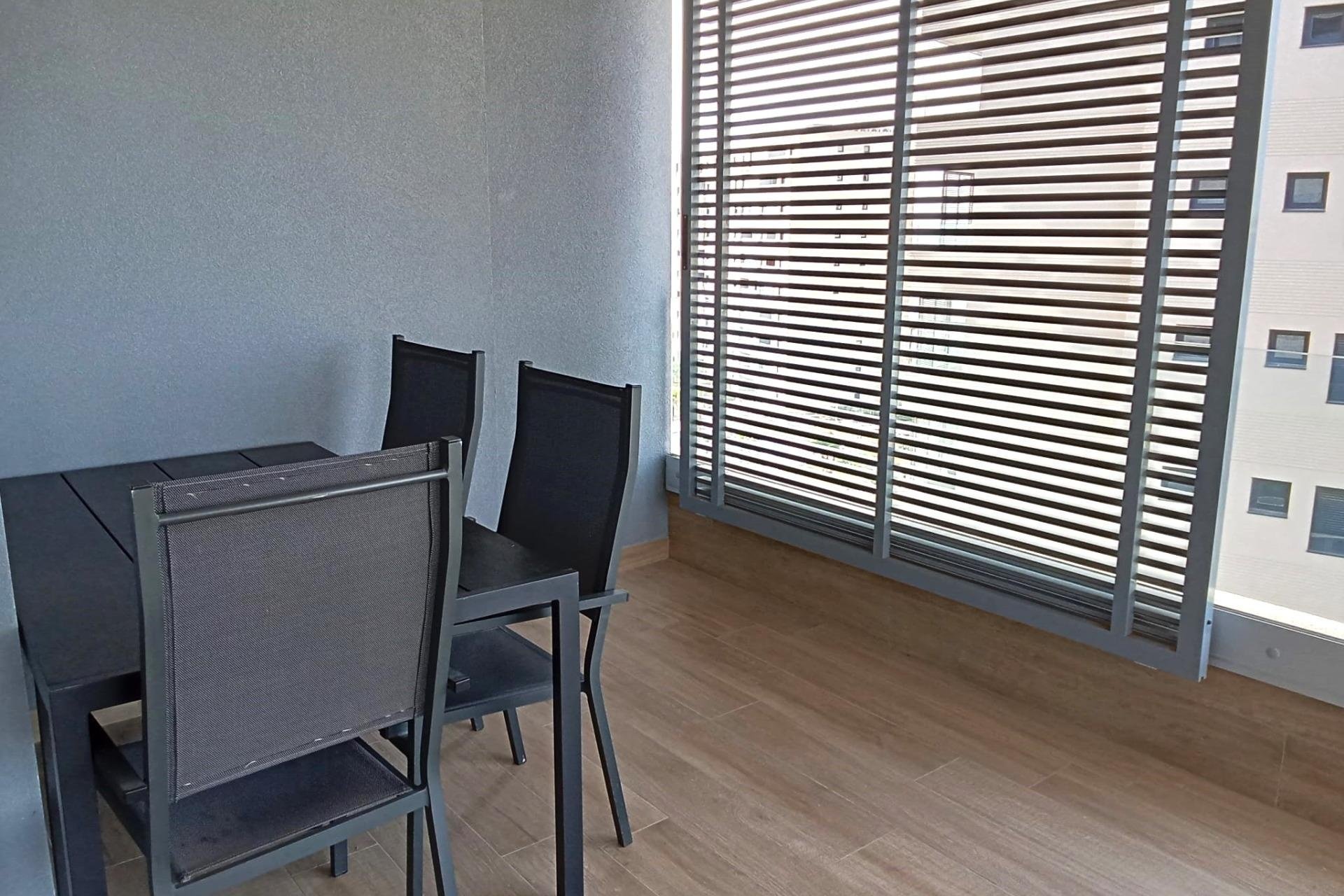 Resale - Apartment -
Torrevieja - Punta Prima