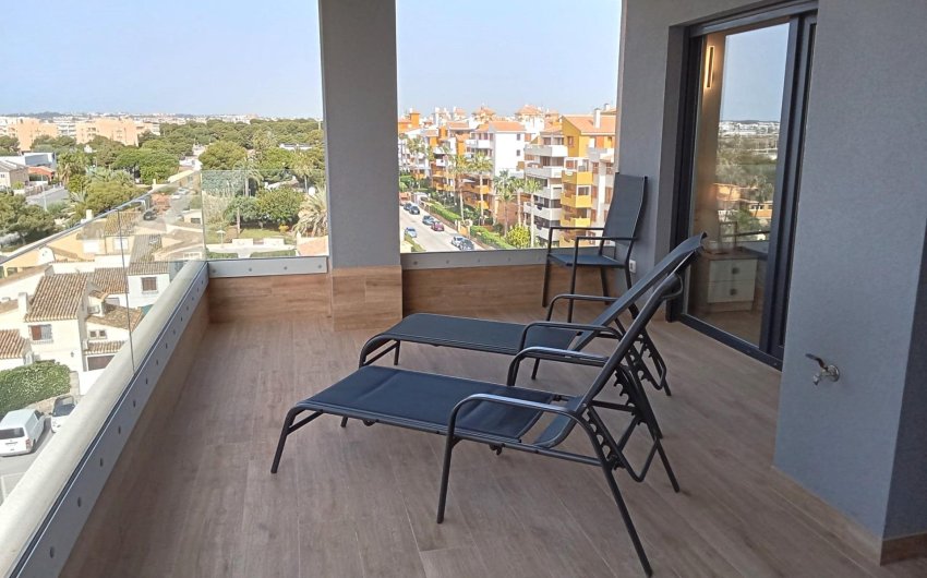 Resale - Apartment -
Torrevieja - Punta Prima