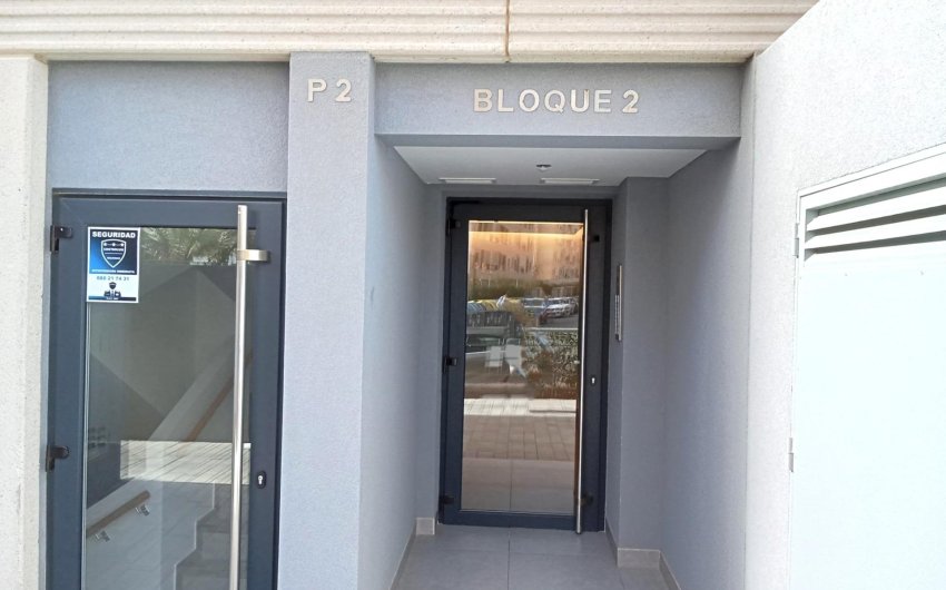 Resale - Apartment -
Torrevieja - Punta Prima