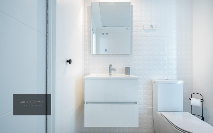 Resale - Apartment -
Torrevieja - Punta Prima