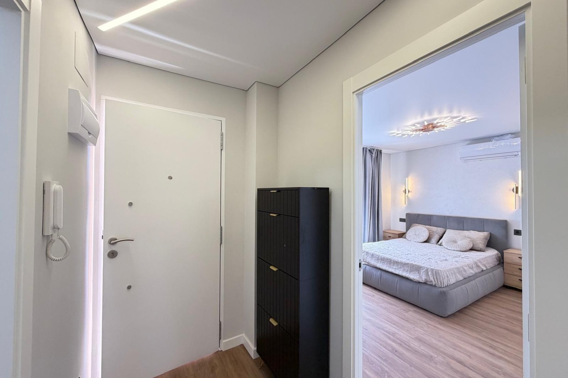Resale - Apartment -
Torrevieja - Punta Prima