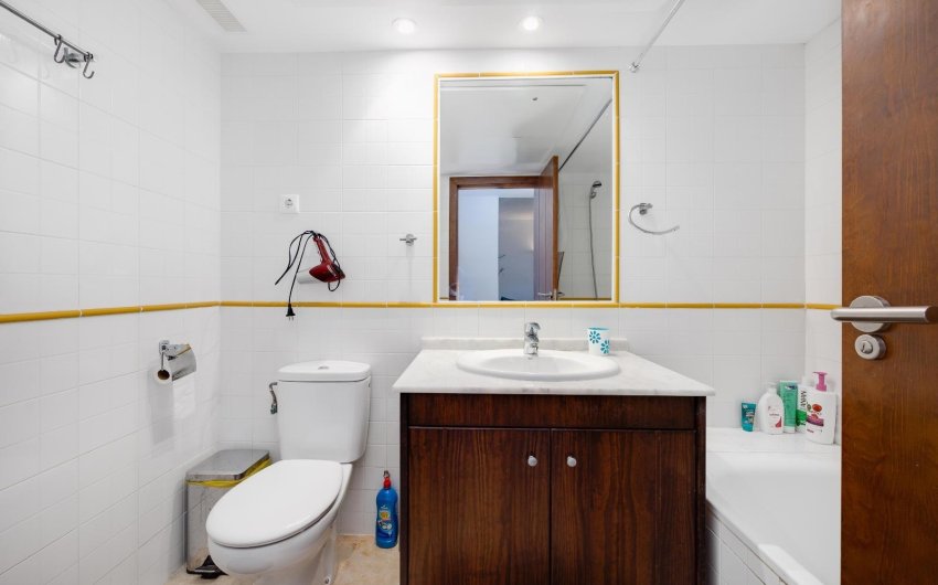 Resale - Apartment -
Torrevieja - Punta Prima