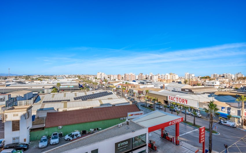 Resale - Apartment -
Torrevieja