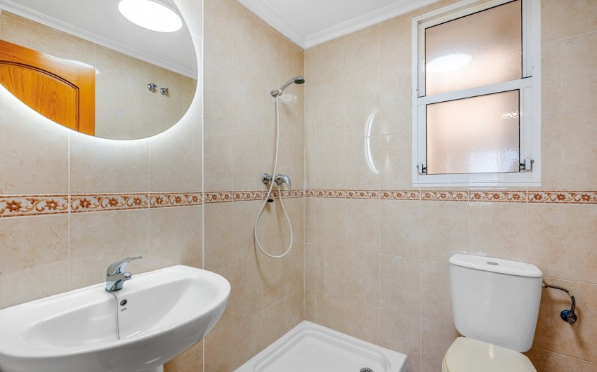 Resale - Apartment -
Torrevieja