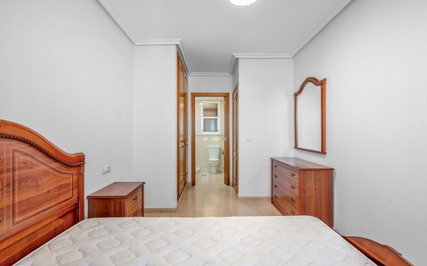 Resale - Apartment -
Torrevieja