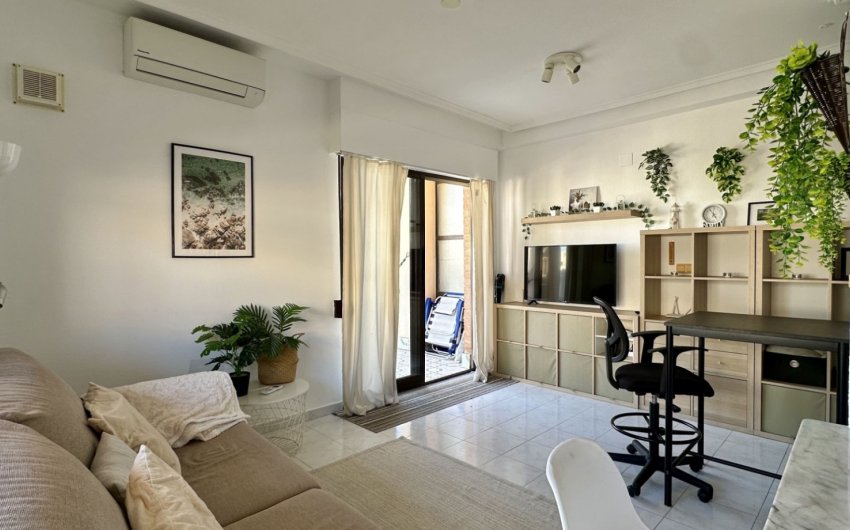 Resale - Apartment -
Torrevieja