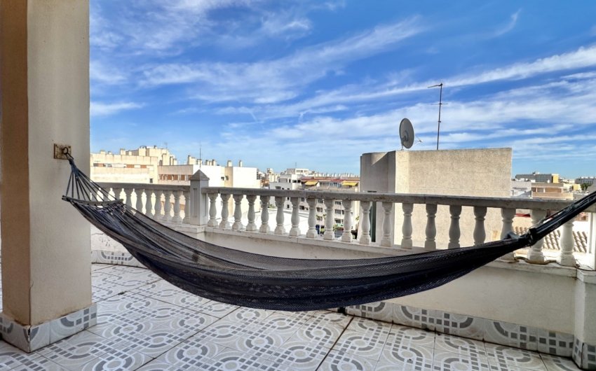 Resale - Apartment -
Torrevieja