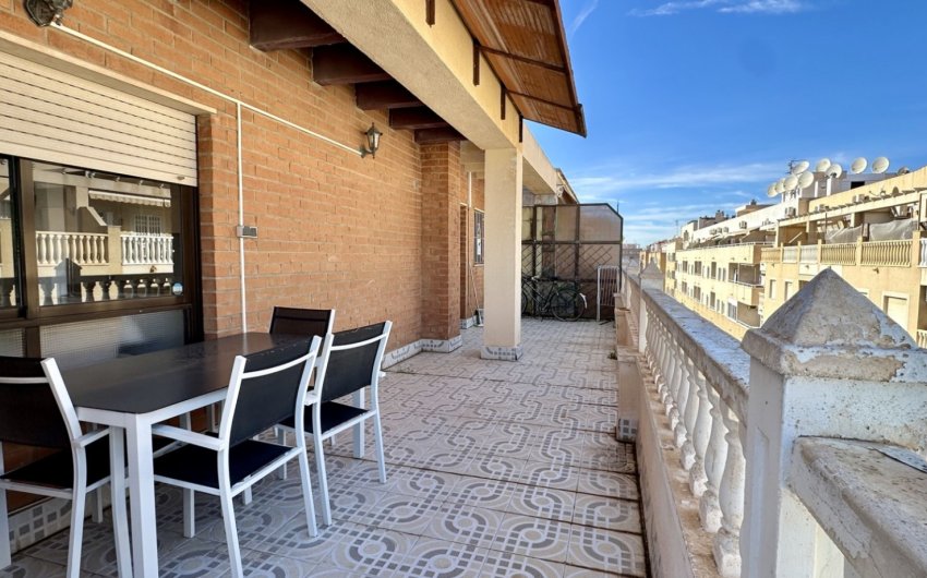 Resale - Apartment -
Torrevieja