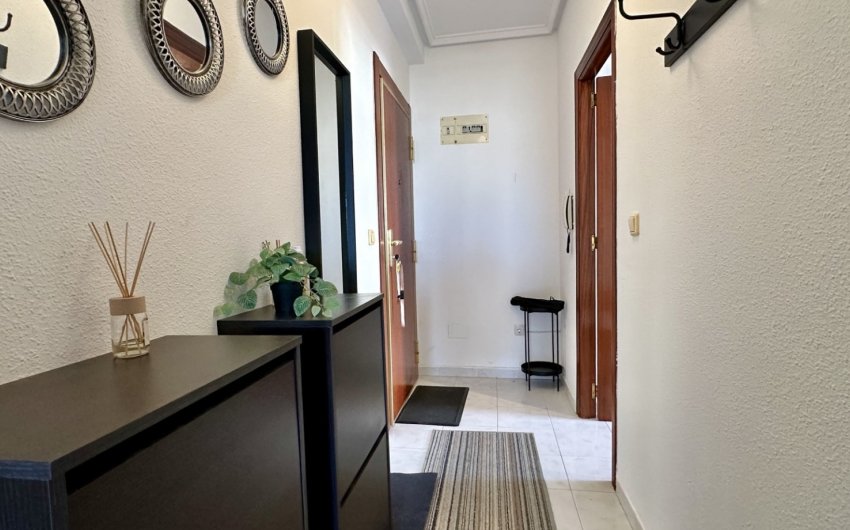 Resale - Apartment -
Torrevieja