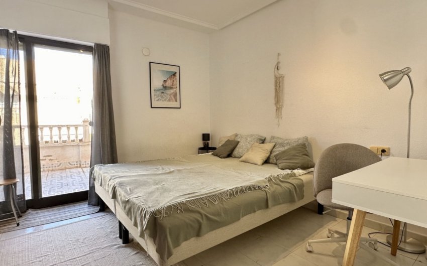 Resale - Apartment -
Torrevieja