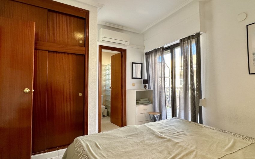 Resale - Apartment -
Torrevieja