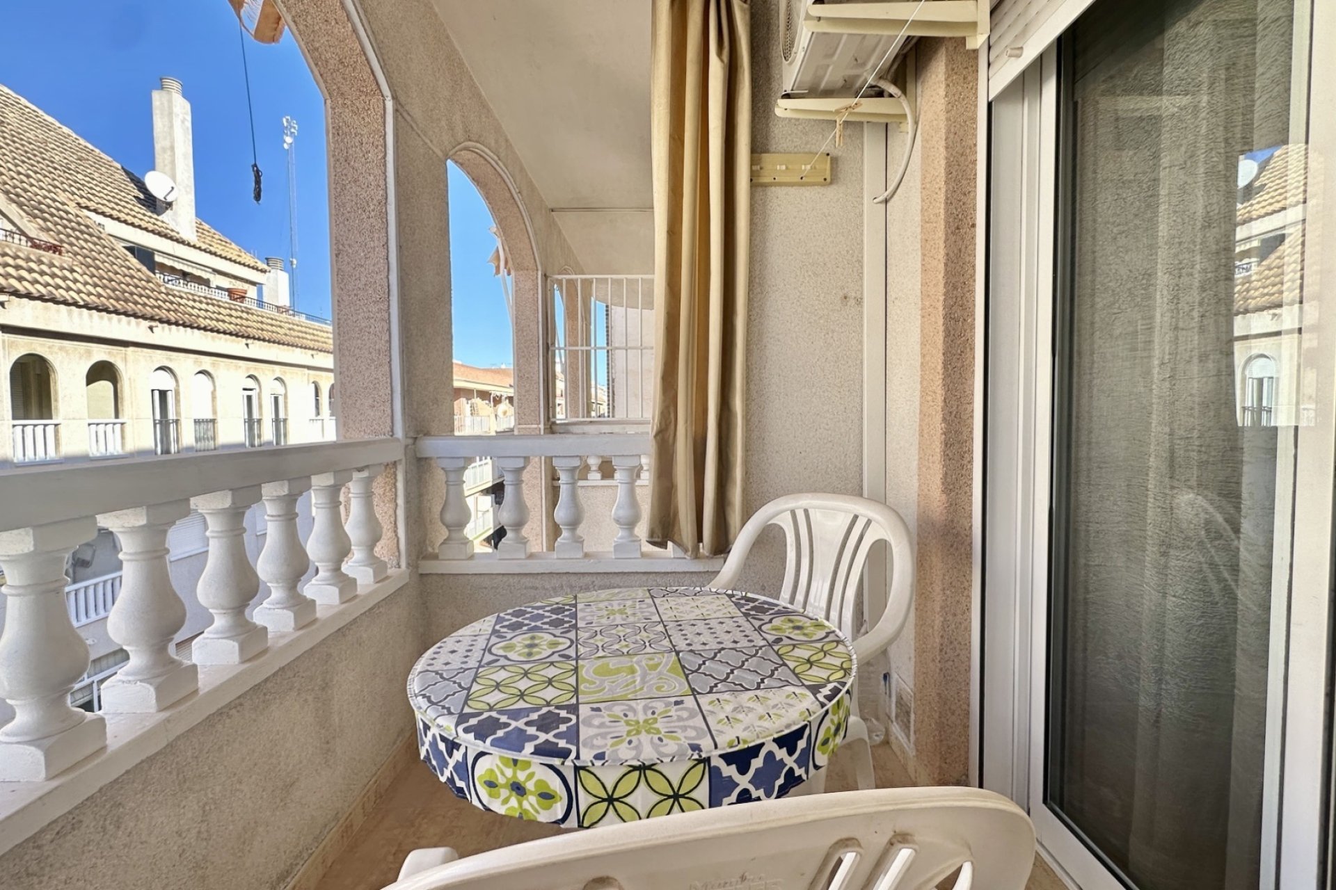 Resale - Apartment -
Torrevieja