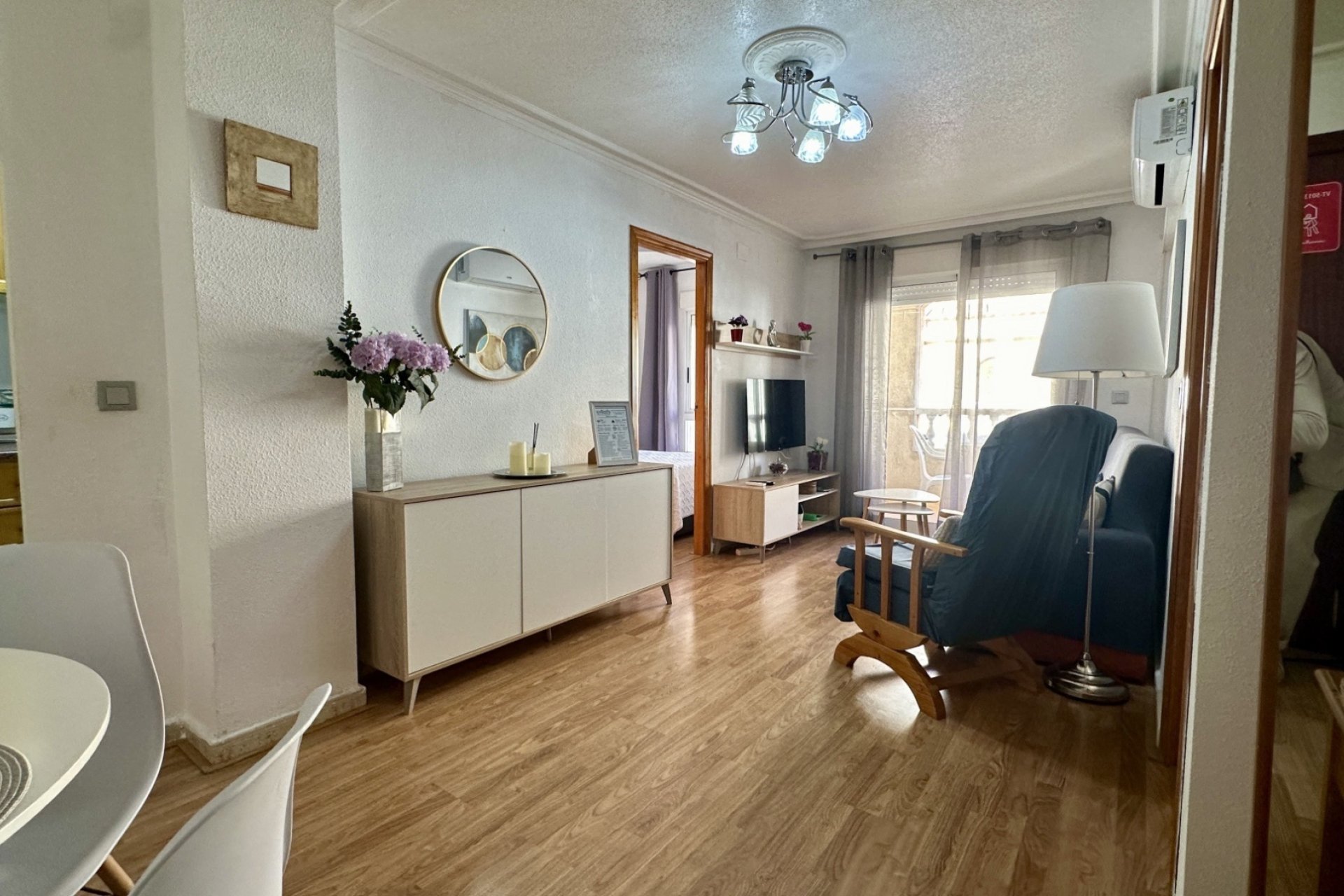 Resale - Apartment -
Torrevieja