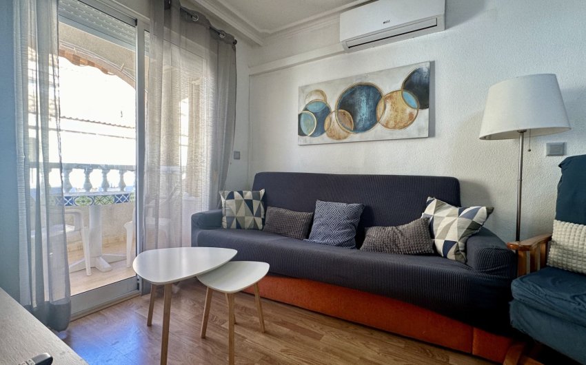 Resale - Apartment -
Torrevieja