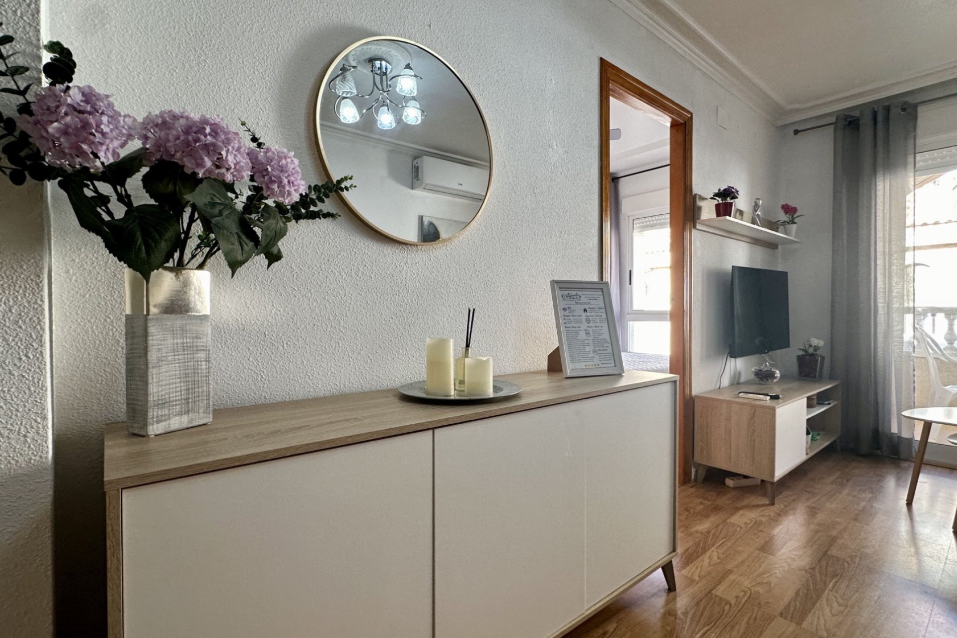 Resale - Apartment -
Torrevieja