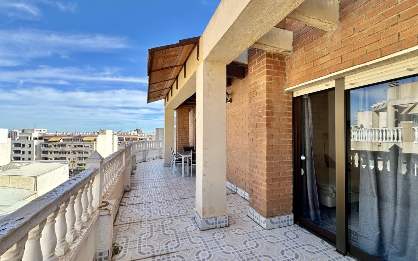 Resale - Apartment -
Torrevieja
