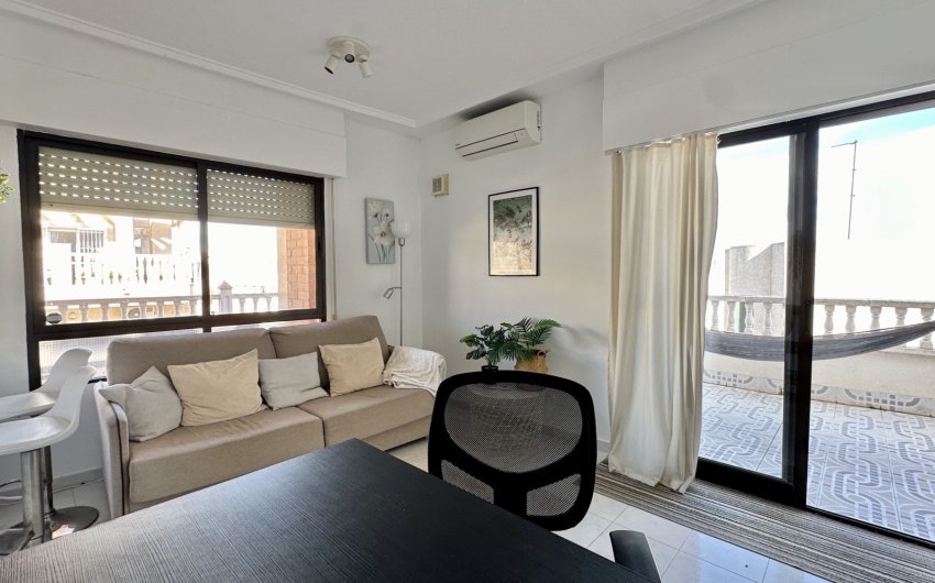 Resale - Apartment -
Torrevieja