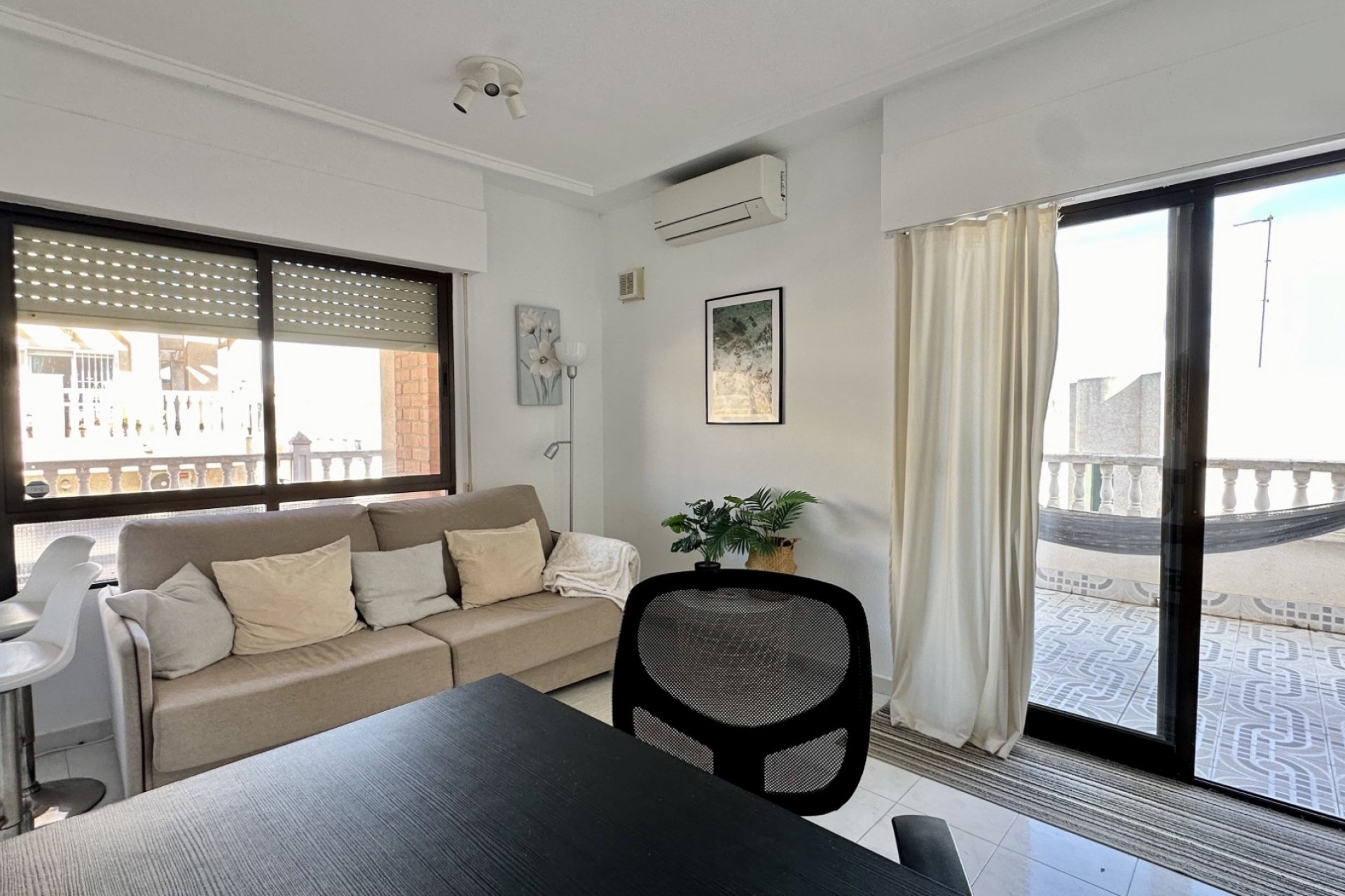 Resale - Apartment -
Torrevieja