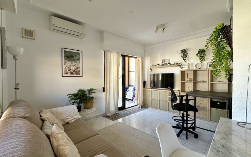 Resale - Apartment -
Torrevieja