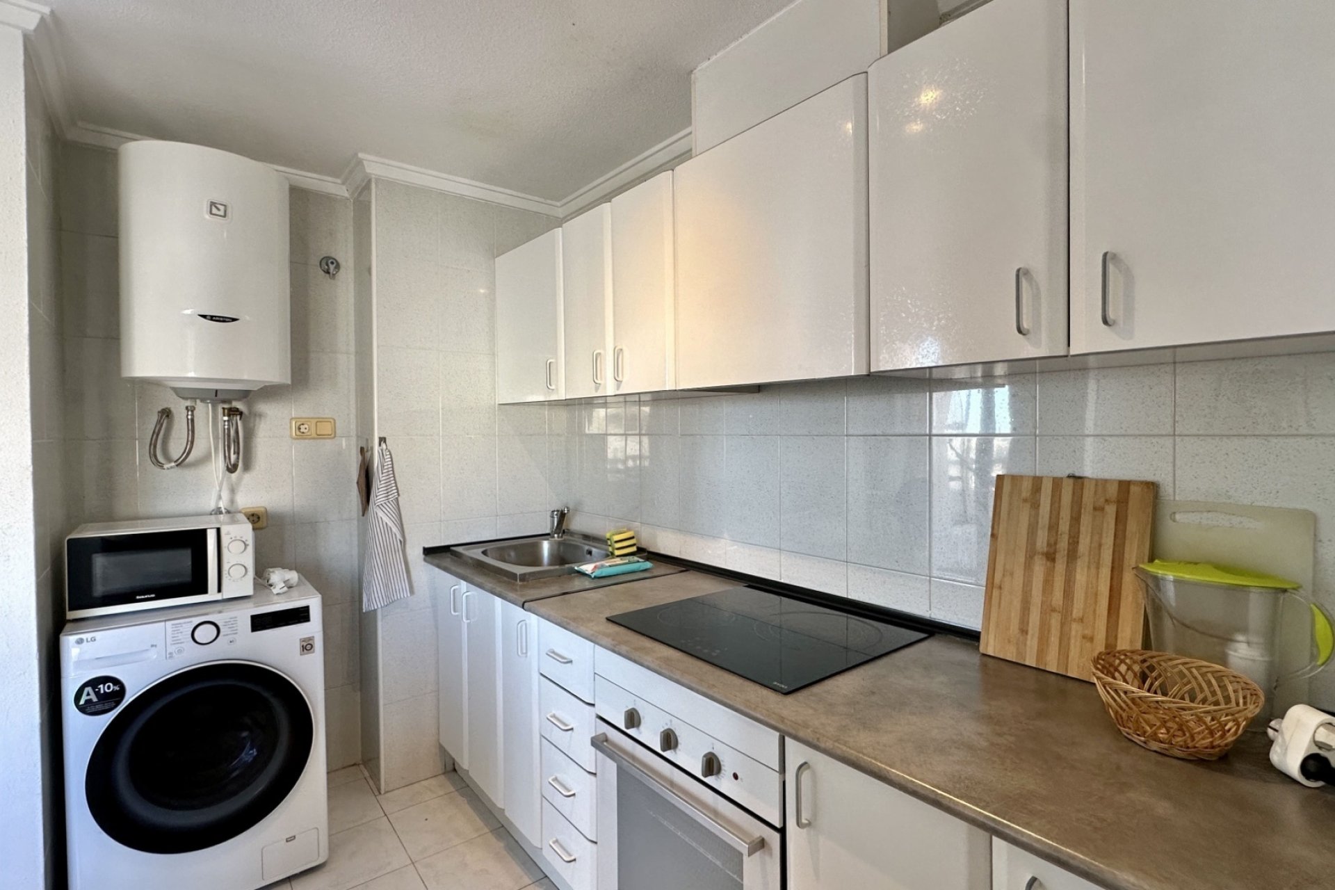 Resale - Apartment -
Torrevieja