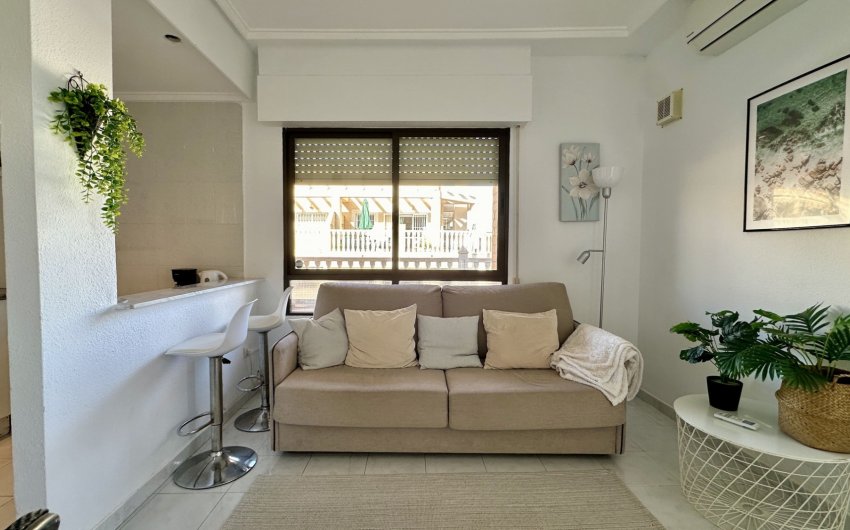 Resale - Apartment -
Torrevieja