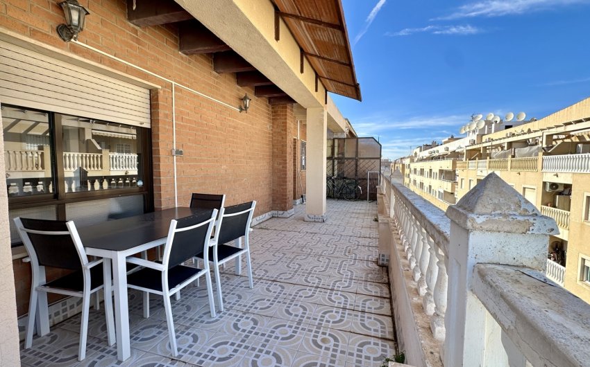 Resale - Apartment -
Torrevieja