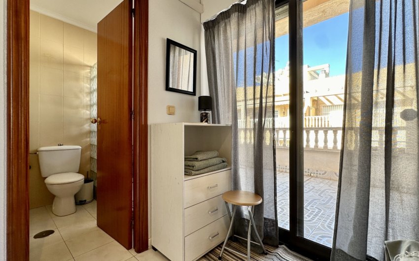 Resale - Apartment -
Torrevieja