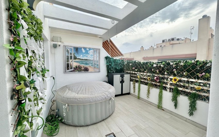 Resale - Apartment -
Torrevieja