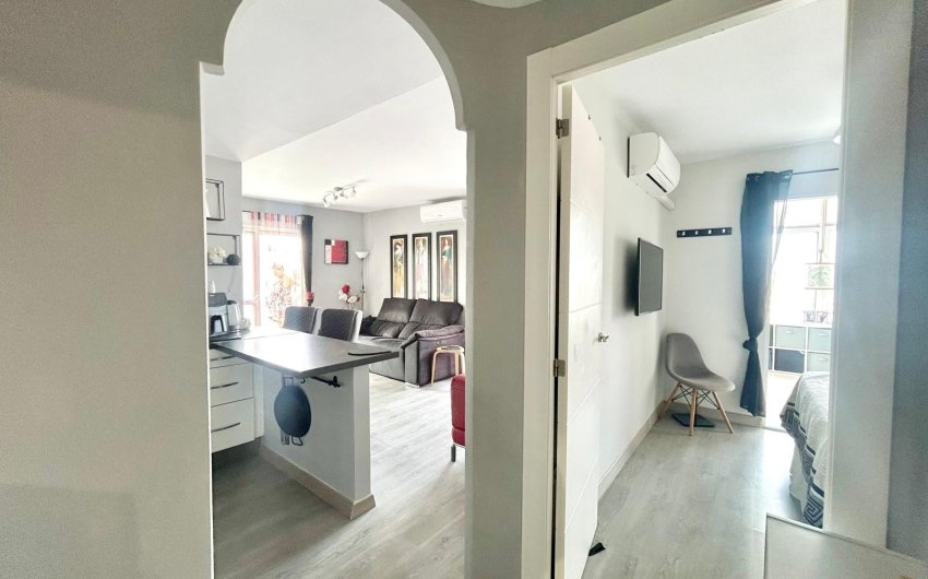 Resale - Apartment -
Torrevieja