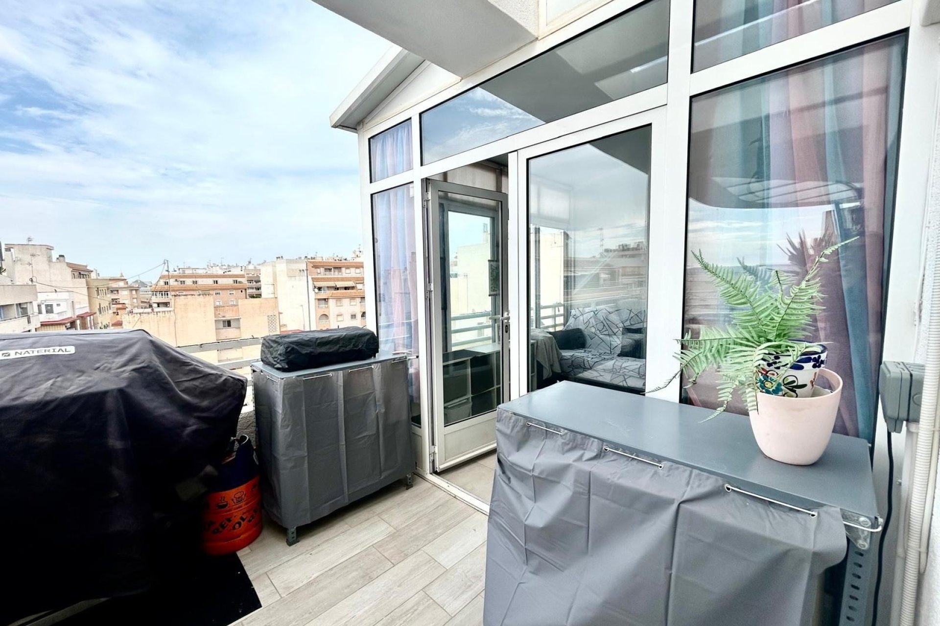 Resale - Apartment -
Torrevieja