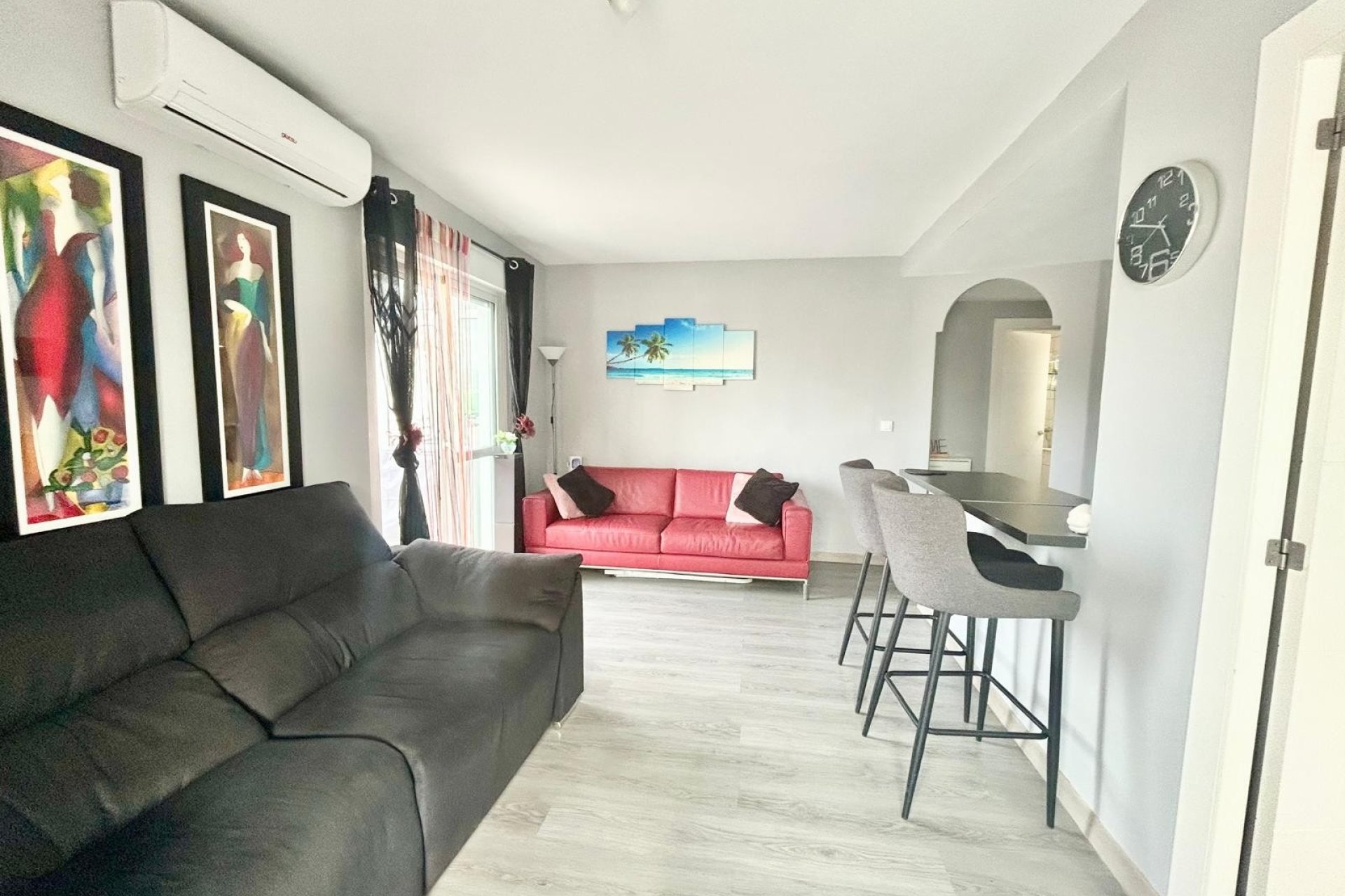 Resale - Apartment -
Torrevieja