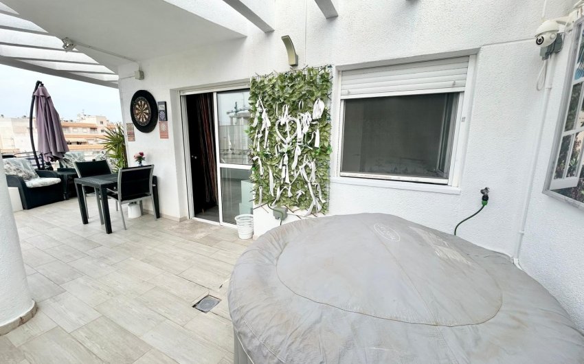 Resale - Apartment -
Torrevieja