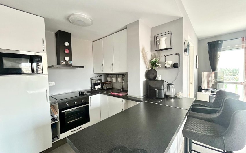 Resale - Apartment -
Torrevieja