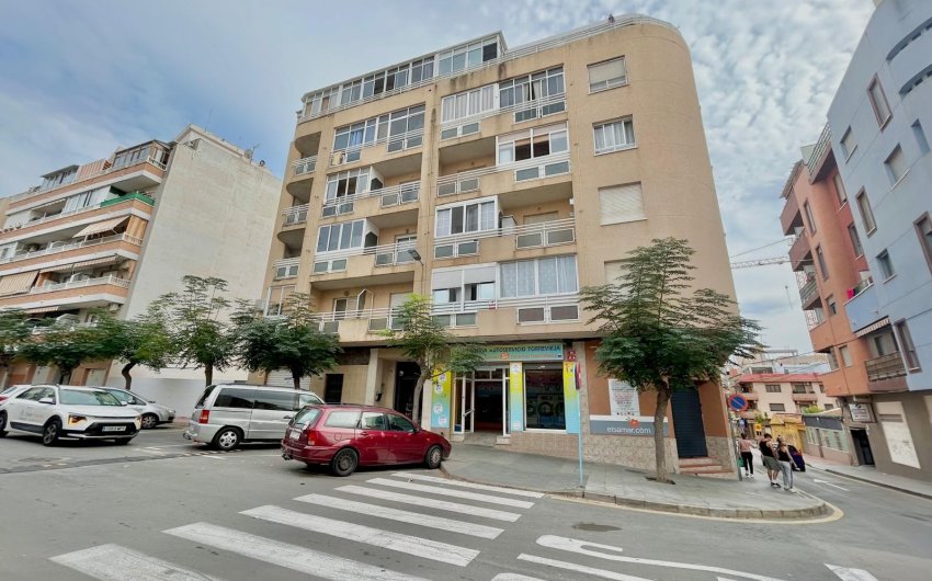 Resale - Apartment -
Torrevieja