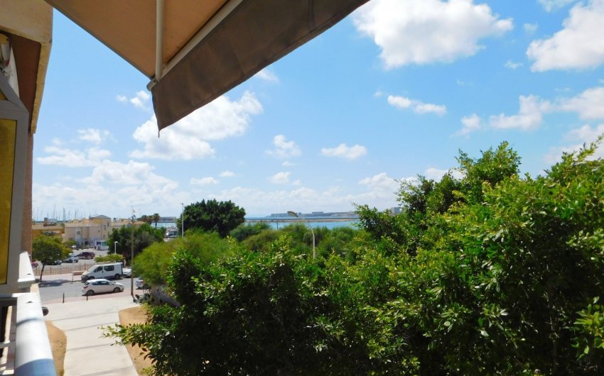 Resale - Apartment -
Torrevieja