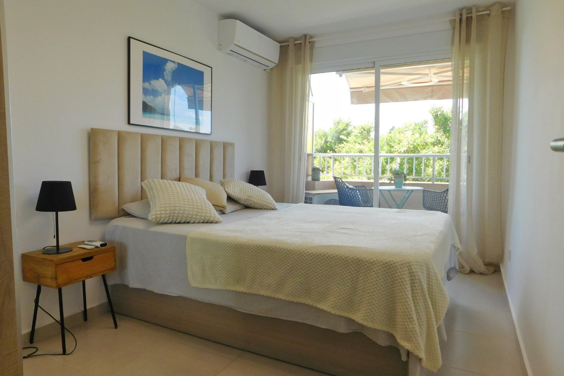 Resale - Apartment -
Torrevieja