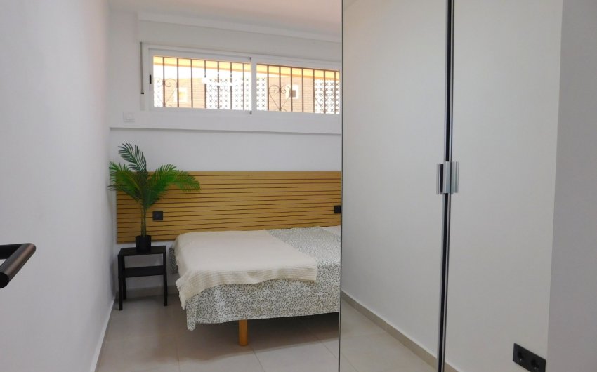 Resale - Apartment -
Torrevieja