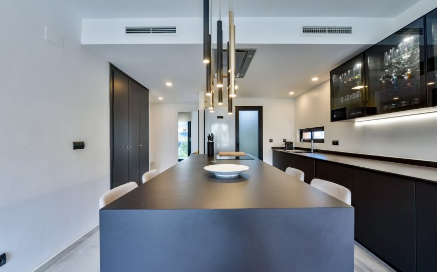 Resale - Apartment -
Villajoyosa - La Cala