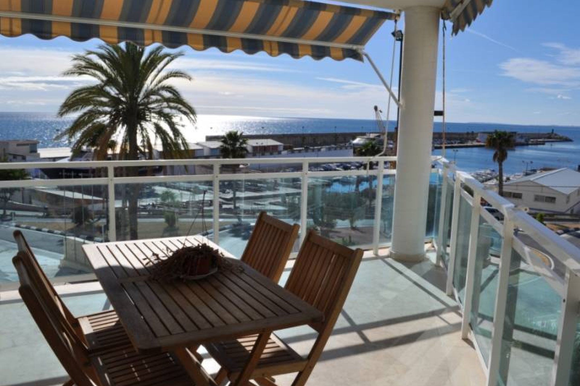 Resale - Apartment -
Villajoyosa - Varadero/ Estudiantes beach