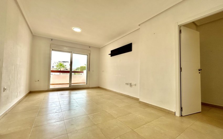 Resale - Apartment -
Villamartin - Costa Blanca