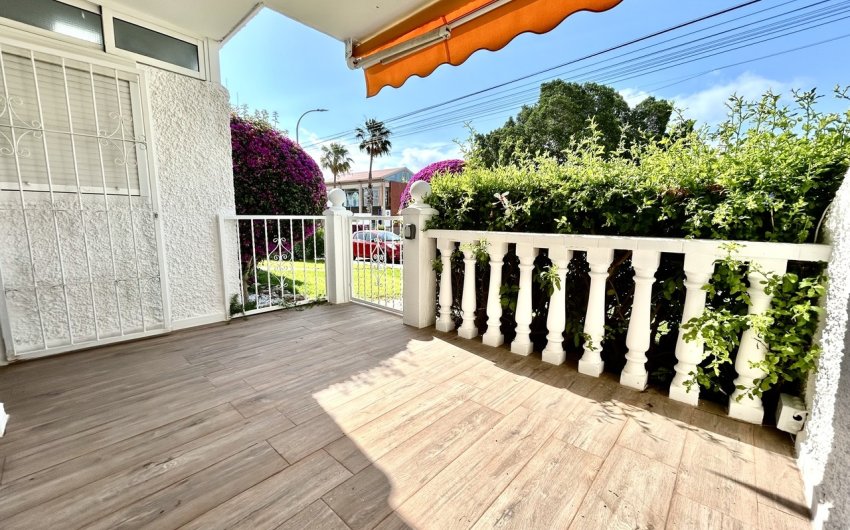 Resale - Apartment -
Villamartin - Costa Blanca
