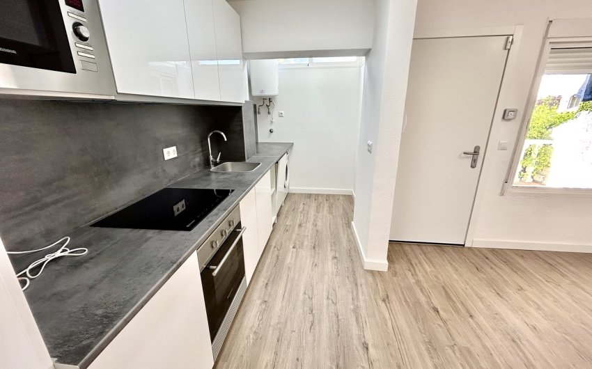Resale - Apartment -
Villamartin - Costa Blanca
