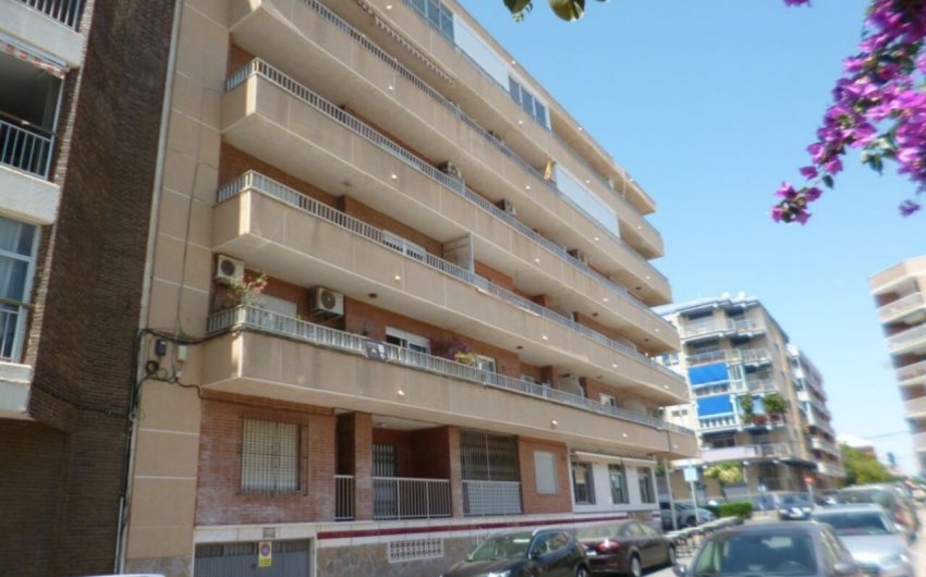 Resale - Apartment -
Villamartin - Costa Blanca