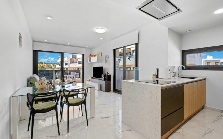 Resale - Apartment -
Villamartin - Costa Blanca