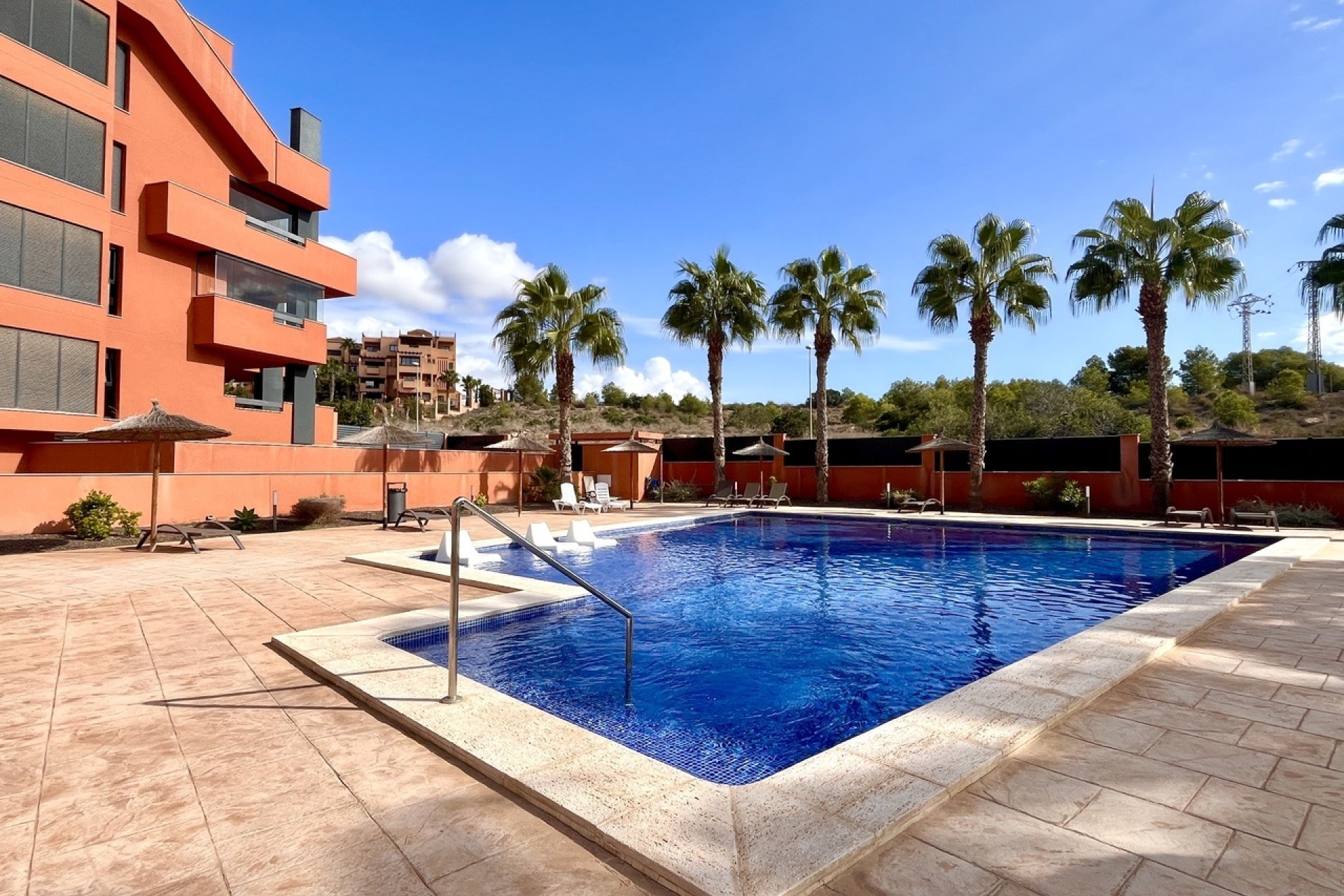 Resale - Apartment -
Villamartin - Costa Blanca
